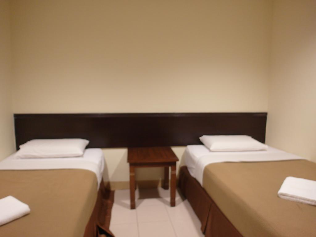 Sunnie Hotel Johor Bahru Zimmer foto