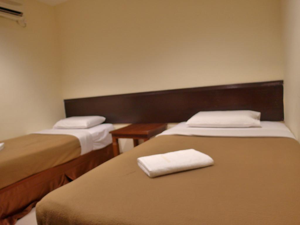Sunnie Hotel Johor Bahru Zimmer foto